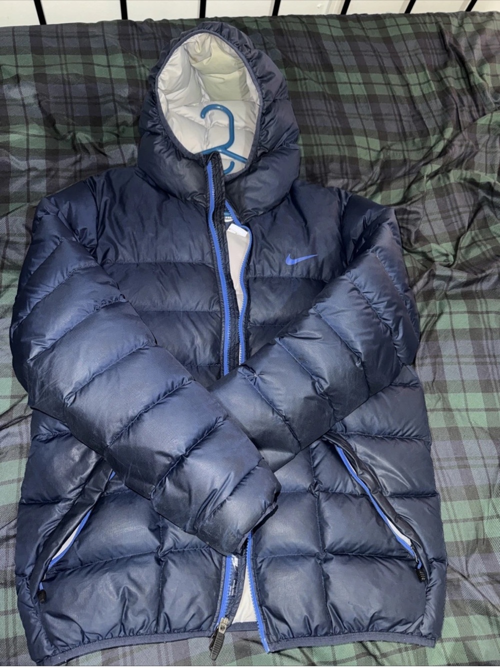 Nike Men's Dark Blue Quilted Puffer Jacket with Hood